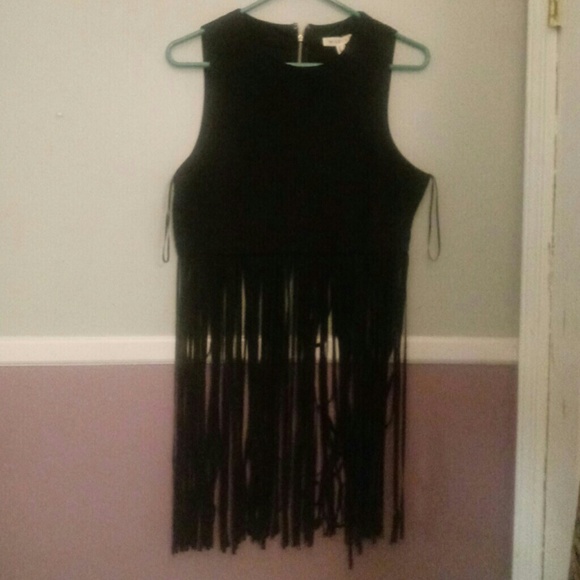 Tops - Fringe tank top